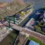 Brug en sluis Driemond oplevering