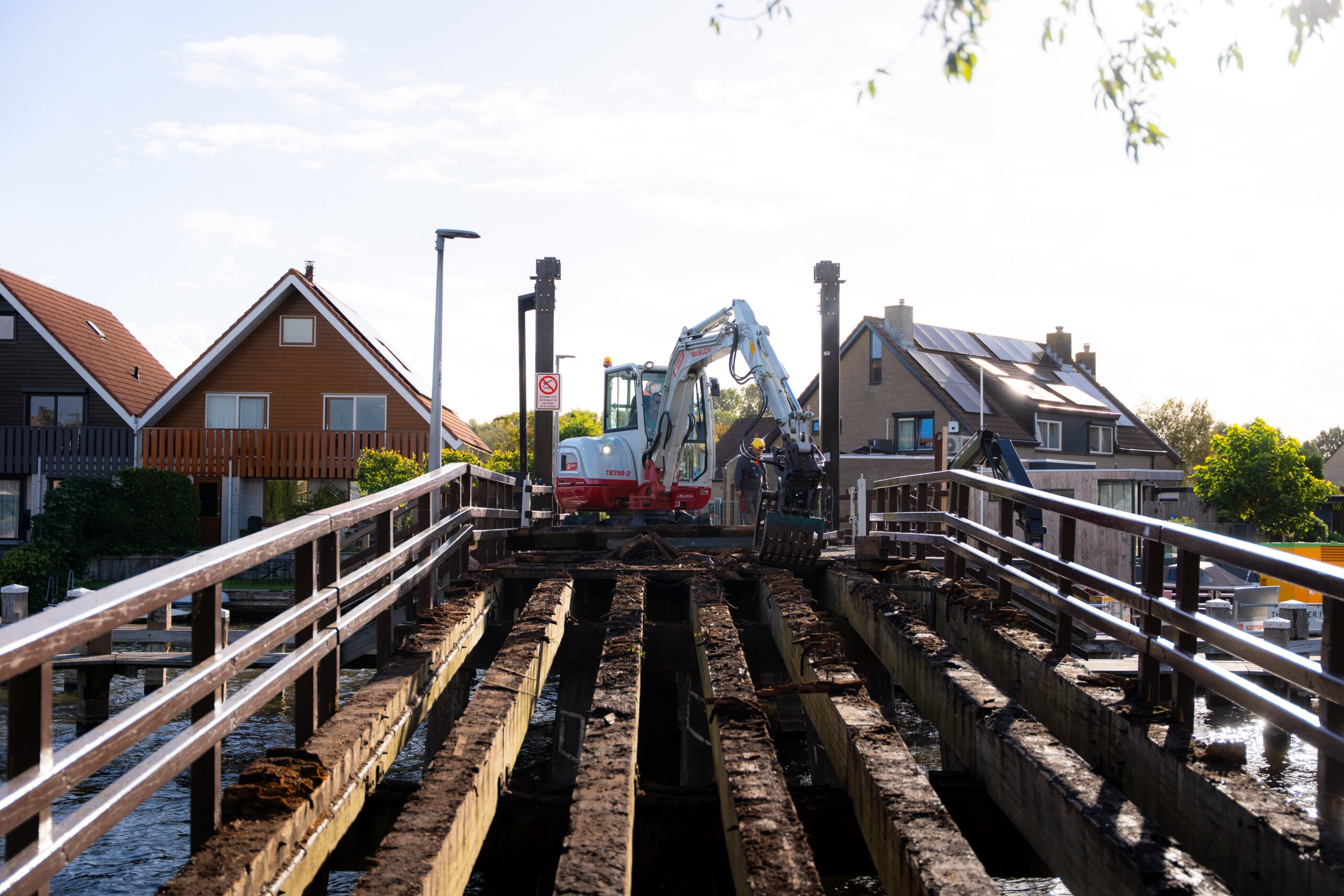 Ophaalbrug de Leyens renovatie
